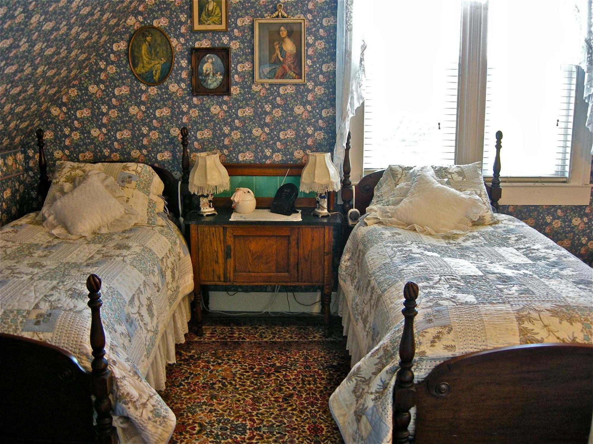 The Old Tower House Bed & Breakfastノースベンド エクステリア 写真