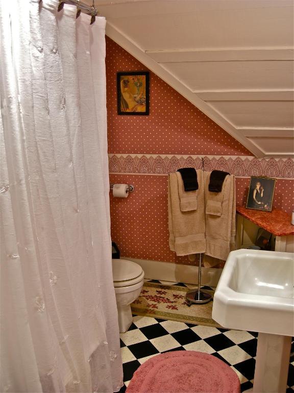 The Old Tower House Bed & Breakfastノースベンド 部屋 写真