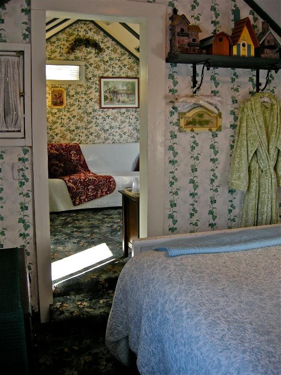 The Old Tower House Bed & Breakfastノースベンド 部屋 写真